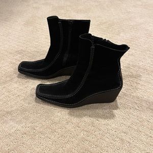 Pons Quintana black  suede wedge boots. Super comfortable.